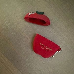 Kate spade Apple air pod case brand new.